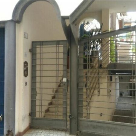 Bilocale Centro Storico Apartment Pesaro Luaran gambar