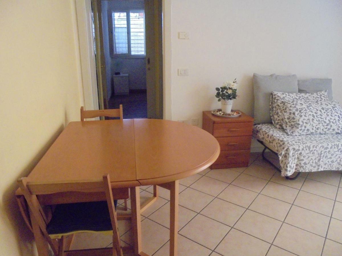 Bilocale Centro Storico Apartment Pesaro Luaran gambar